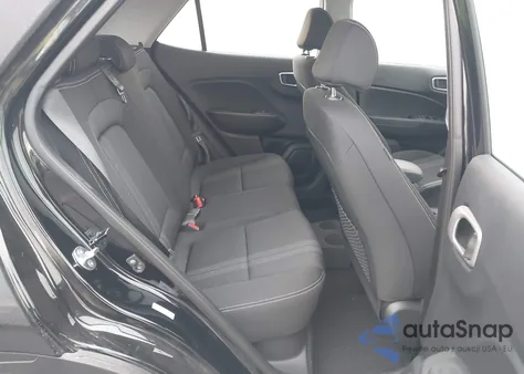 2025 Hyundai Venue Sel z USA, uszkodzony, nr VIN KMHRC8A32SU393545